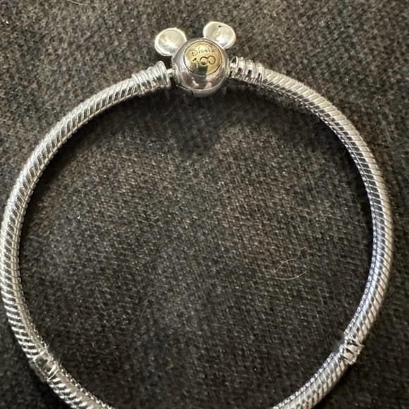 Brand New Limited Edition PANDORA x Disney 100th Anniversary Bracelet - Picture 16 of 16